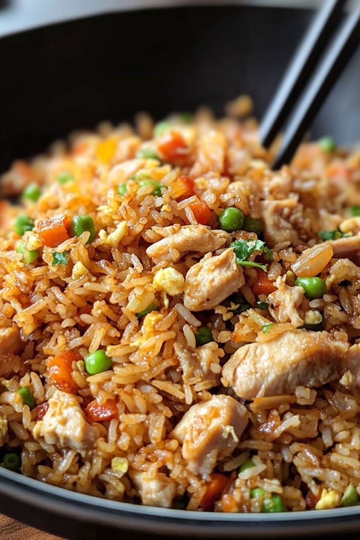 CHICKEN FRIED RICE